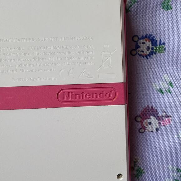 RARE Pink Peach Nintendo 2ds with case - Picture 4 of 12
